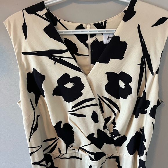 Size 12 Joseph Ribkoff belted A lined dress. - Picture 3 of 5